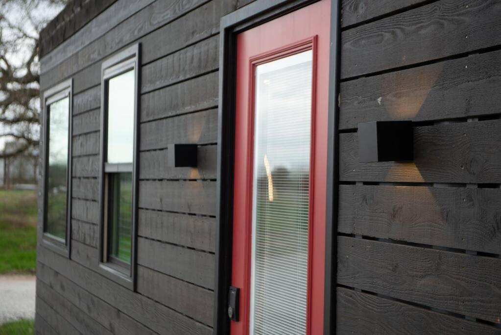 The Merlot House-Container Home 12 Min To Magnolia Bellmead Dış mekan fotoğraf